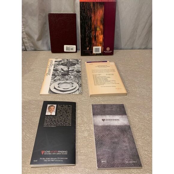 Assorted Religious Book Lot of 6-Gospel of John,Life Lessons by Max Lucado Good - Picture 9 of 9